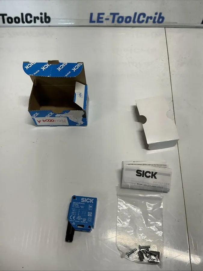 Фотоэлектрический датчик SICK WE12-3P2431 PHOTOELECTRIC SENSOR 10-30VDC VISIBLE  — фото лота 2