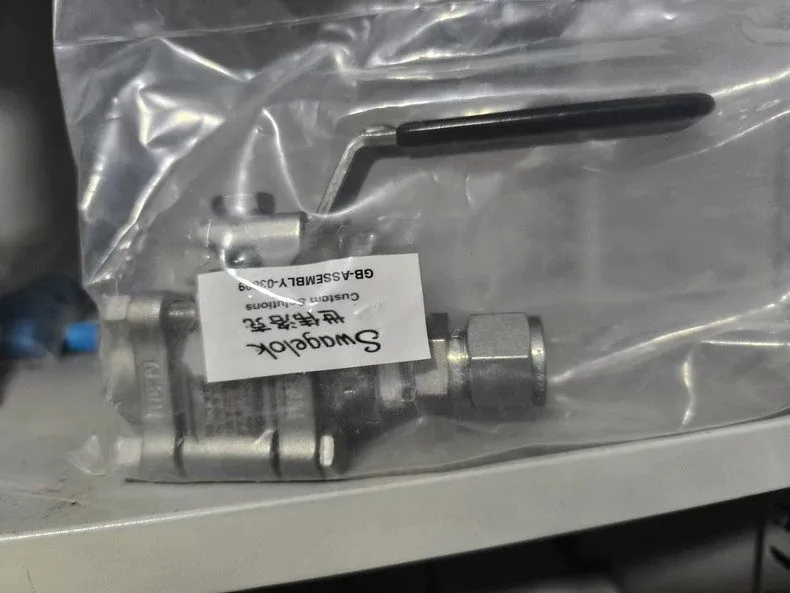 Клапан Swagelok SS-63TS6 Stainless Steel 3-Piece 60 Series Ball Valve FNSP