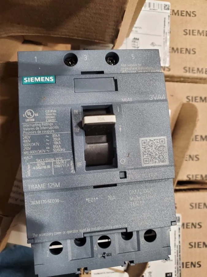 Автоматический выключатель SIEMENS CIRCUIT BREAKER 3VA4160-5ED34-0AA0 60A 600Y/3