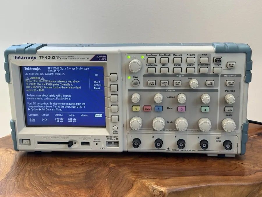 Осциллограф Tektronix TPS2024B 200MHz 2GS/s 4CH Oscilloscope Digital Storage