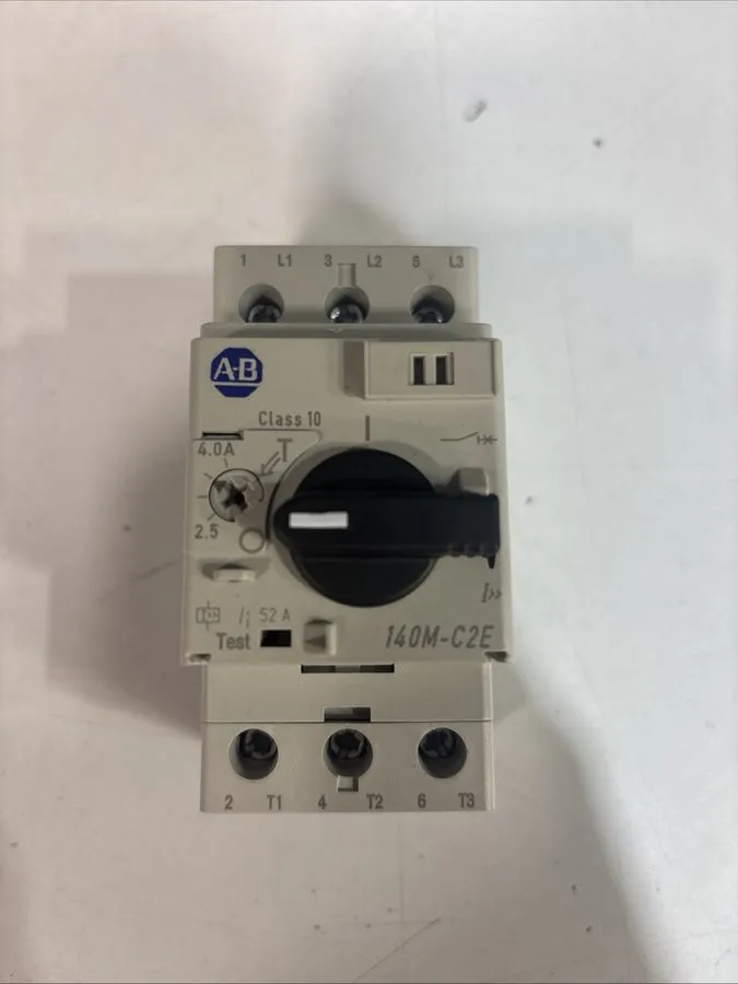 Автоматический выключатель Allen Bradley 140M-C2E-B40 Motor Protection Circuit B