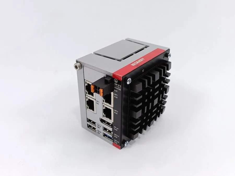 Промышленный компьютер Beckhoff Ultra-compact control cabinet industrial PC C601