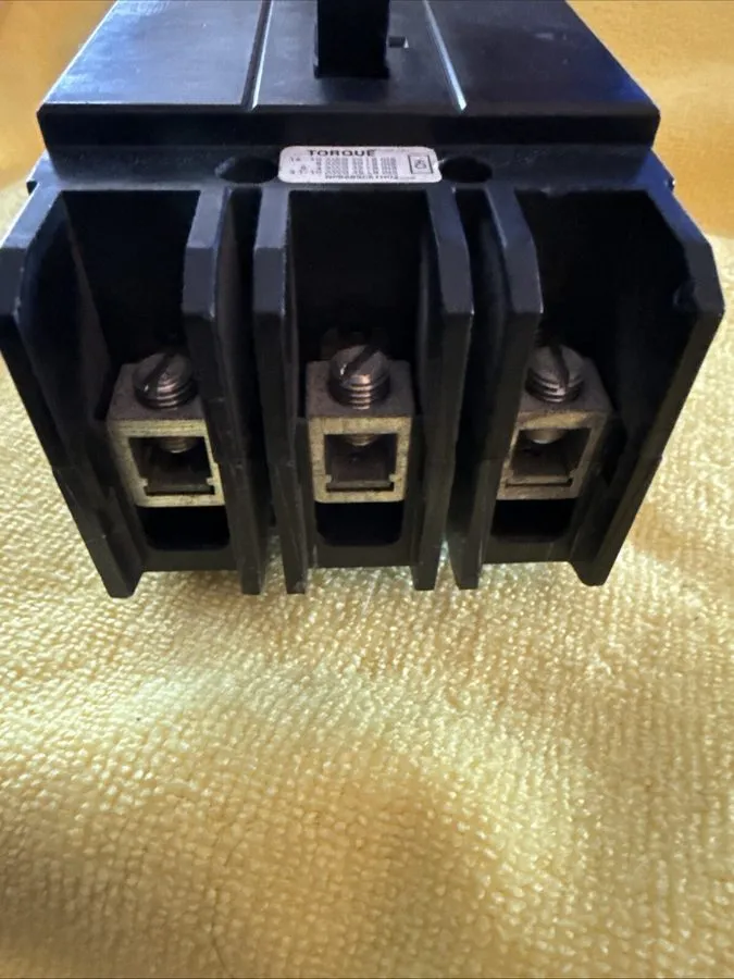 Автоматический выключатель Eaton GHB3050 THERMAL CIRCUIT BREAKER 50A, 3-Phases, 