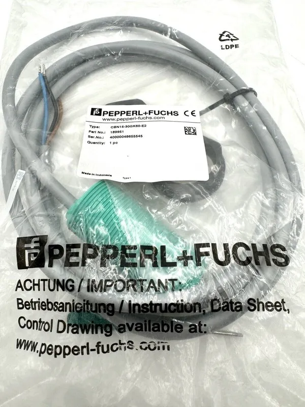 Датчик приближения Pepperl+Fuchs CBN15-30GK60-E2 Proximity Switch Sensor
