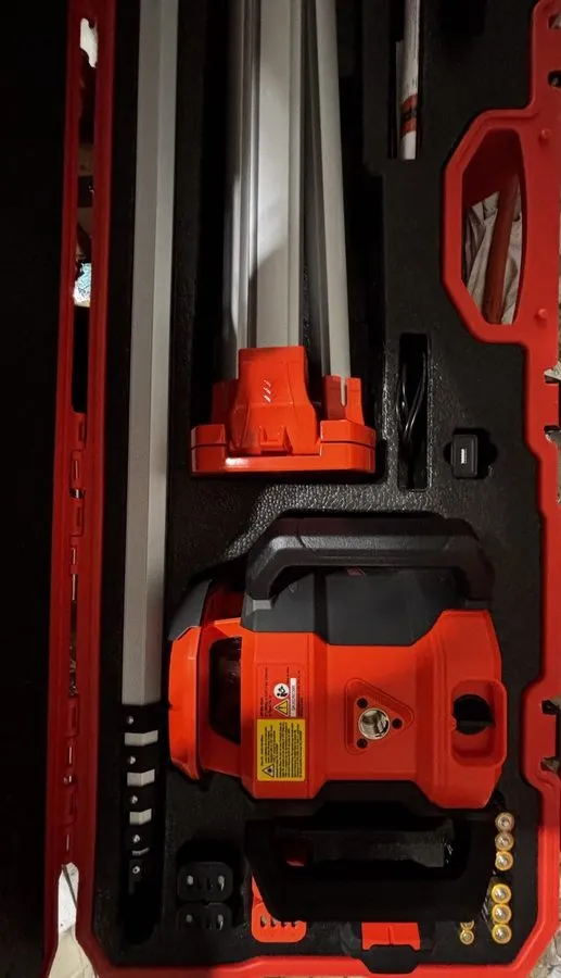 Геодезический прибор Johnson JRT300-RDHV Self-Leveling 4000 Ft Red Dual Slope Ro — фото лота 1