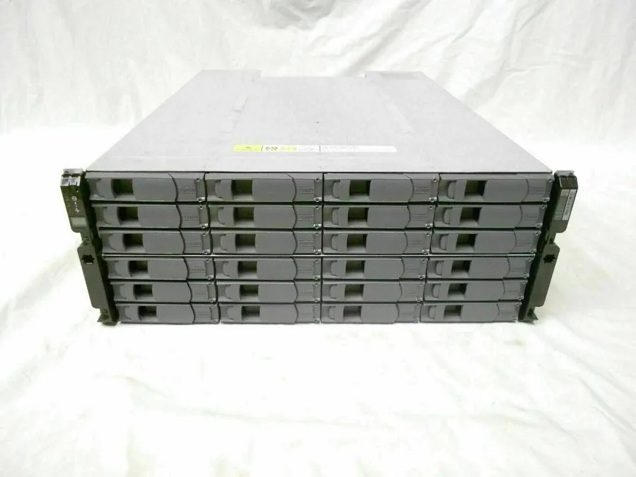 Дисковая полка NetApp DS4246 24Bay 4U Disk Shelf with 24x 4TB SAS 96 TB IN TOTAL — фото лота 1