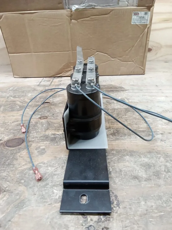Конденсаторная установка Lincoln Electric Capacitor Bank Asbly 9SM14495-4 — фото лота 3