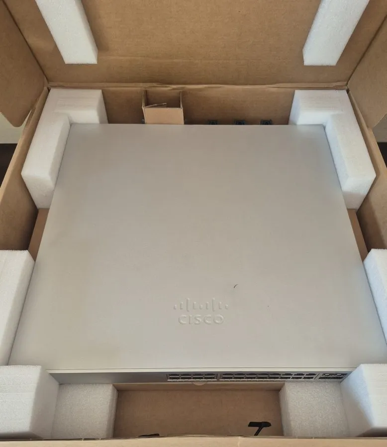 Коммутатор Cisco Meraki MS355-24X2-HW 10G Multi-Gigabit UPoE Switch UNCLAIMED 1x