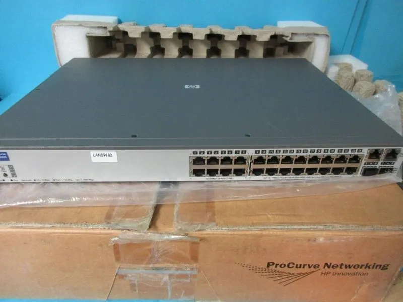 Коммутатор HP ProCurve 2626 J4900B 24-Port Ethernet Network Switch Rackmount Pow — фото лота 1