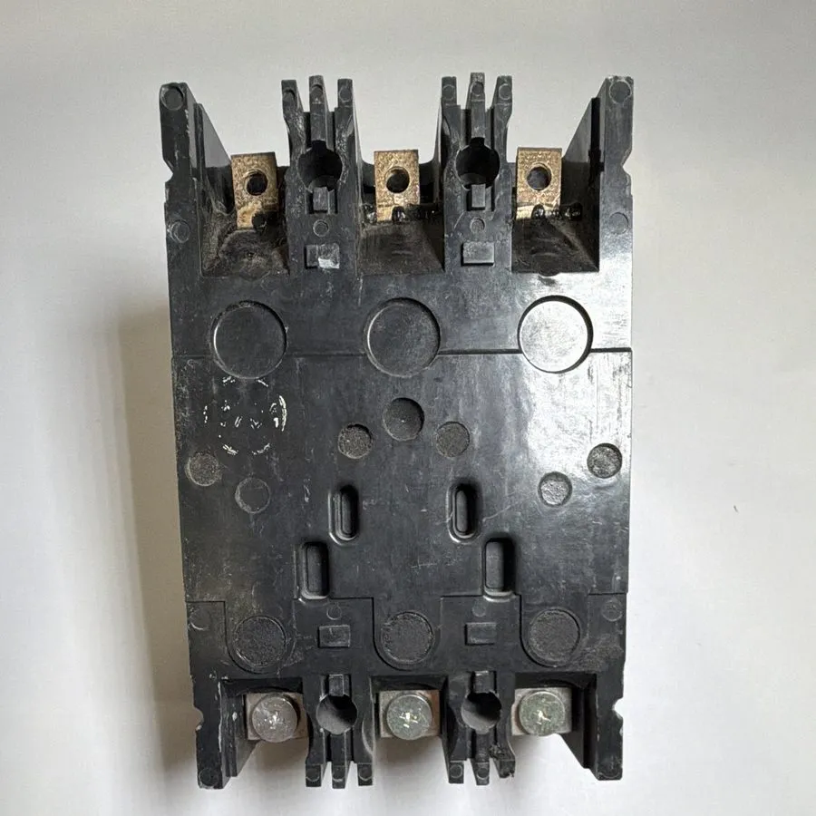 Автоматический выключатель GE TED134100WL 3 pole 100 amp 480v CIRCUIT BREAKER TE