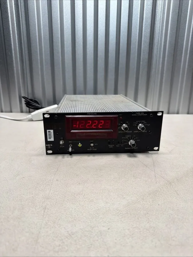 Преобразователь сигнала MKS Type 270 270C-5 High-Accuracy Digital Signal Conditi