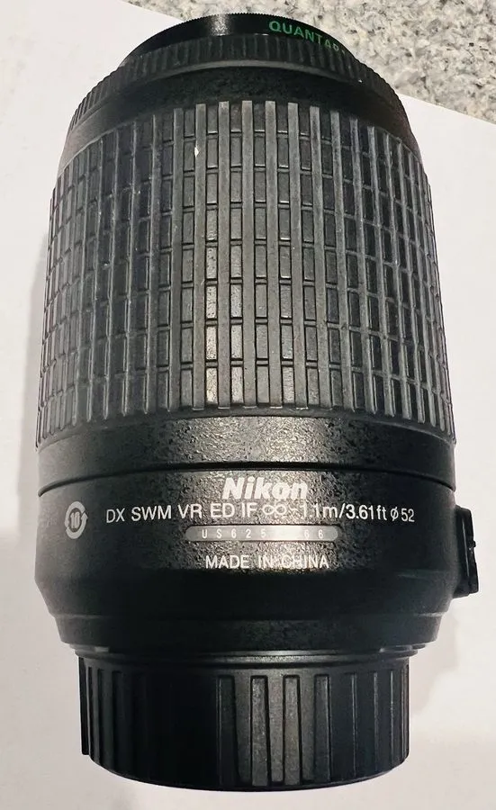 Объектив Nikon Zoom-NIKKOR 55-200mm f/4.0-5.6 DX G SWM AF-S VR IF A/M ED Lens