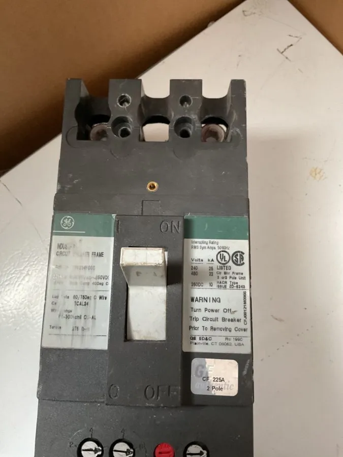 Автоматический выключатель TFK224F000 General Electric 225A 480V 2 Pole Molded C
