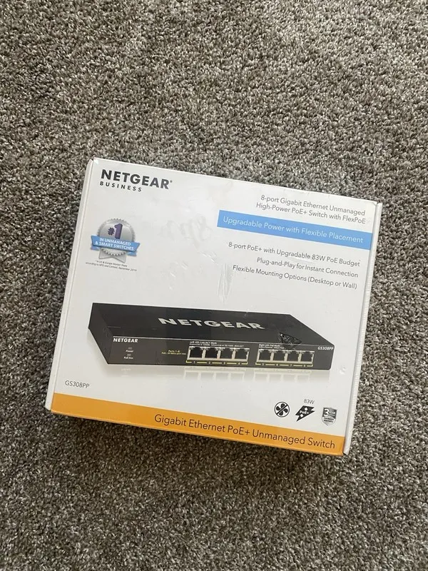 Коммутатор Netgear GS308P 8-PORT Gigabit Ethernet Switch w/ 4-PORT PoE Switch; 6