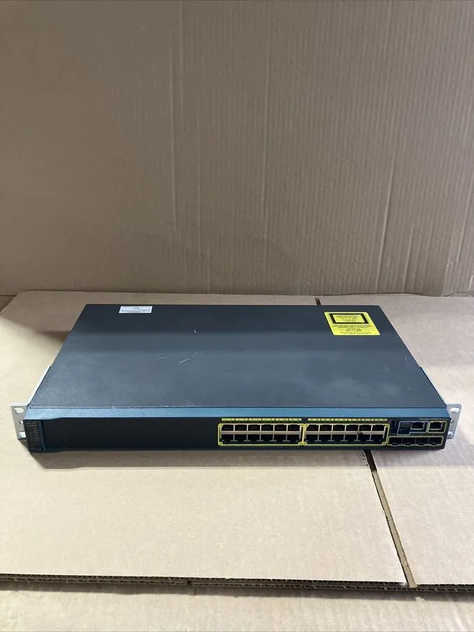 Коммутатор Cisco Catalyst 2960S-24-Port WS-C2960S-24TS-L Ethernet Switch (J955)
