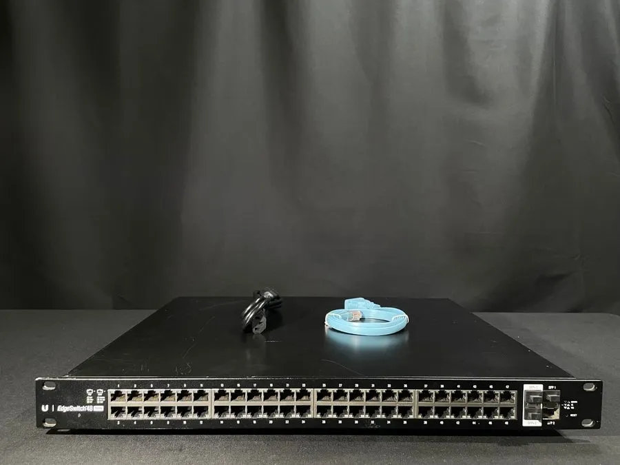 Коммутатор Ubiquiti ES-48-500W Edgeswitch 48-Ports PoE GigaBit Ethernet 1U Switc