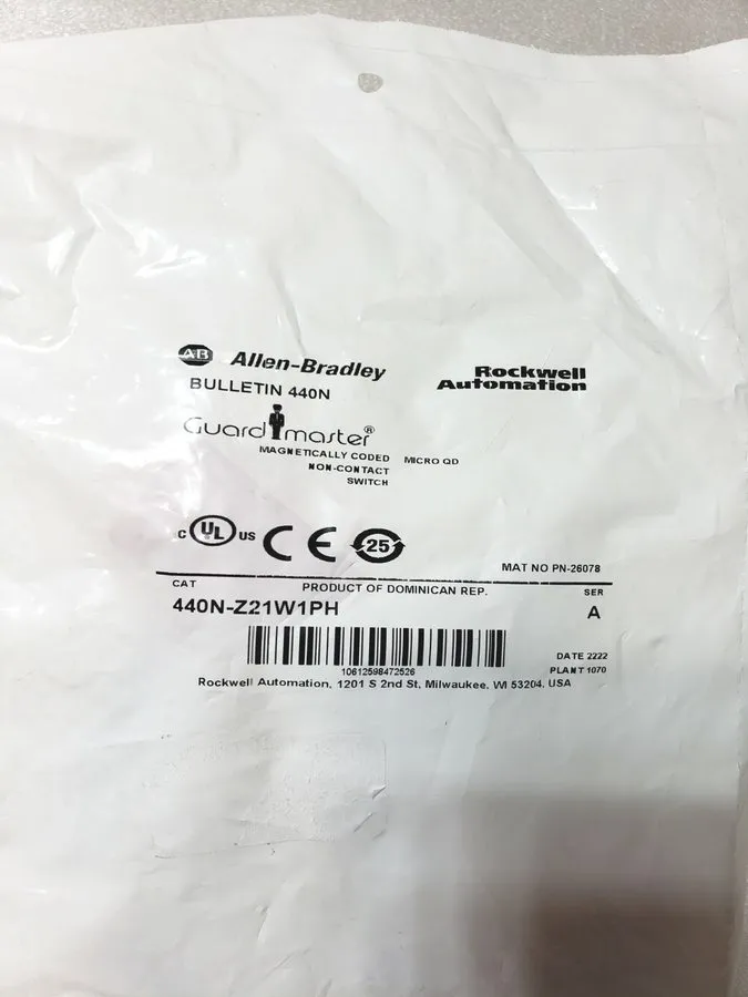 Реле безопасности Allen Bradley 440N-Z21W1PH Guardmaster Contact Switch Magnetic — фото лота 1