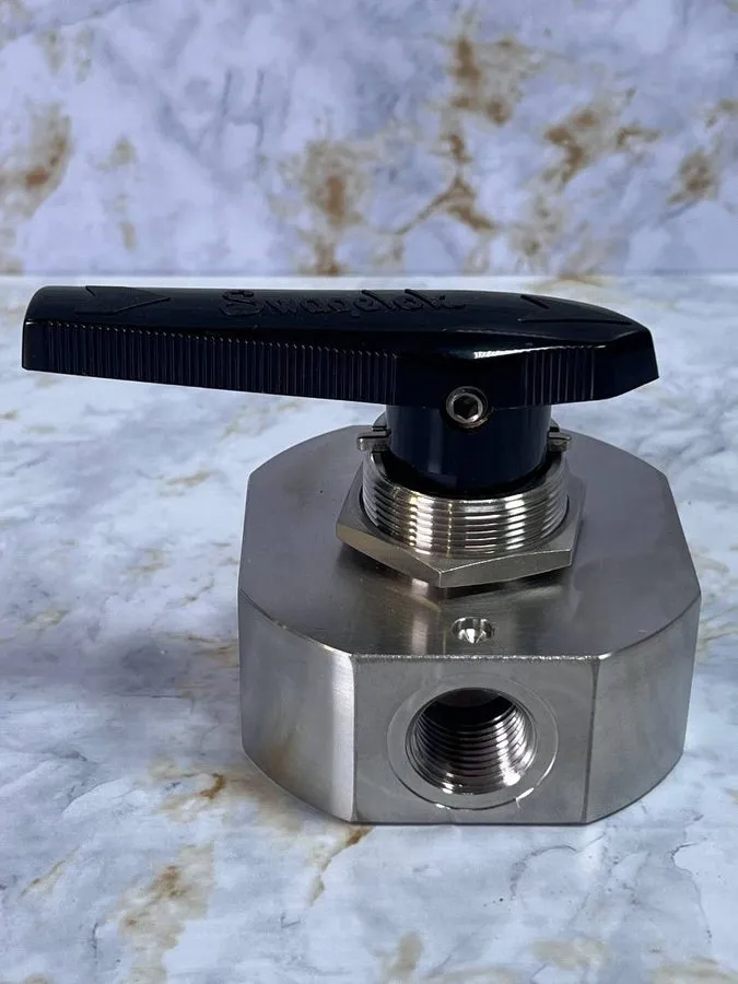 Клапан Swagelok SS-45YF8 SS 1-Piece 40 Series 4-Way Ball Valve FNSP
