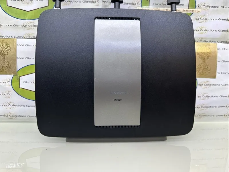 Маршрутизатор Linksys EA9200 Tri-Band AC3200 Gigabit Smart WiFi Router Modem