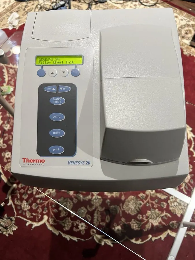 Спектрофотометр Thermo Fisher Scientific Genesys 20 Spectrophotometer 1.0AMPS 40