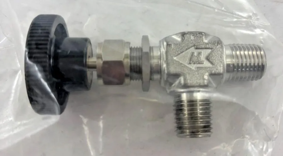 Клапан SWAGELOK SS-1RM4-A VALVE