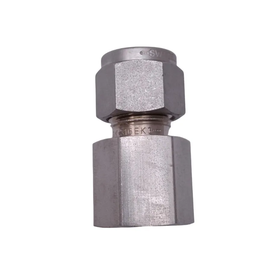 Фитинг Swagelok SS-600-7-4 Stainless Steel Tube Fitting, ø3/8in, 1/4NPT Female — фото лота 2