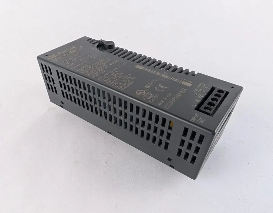 Блок питания GE Fanuc VersaMax IC200PWR102E Power Supply PLC-I-82=2I25