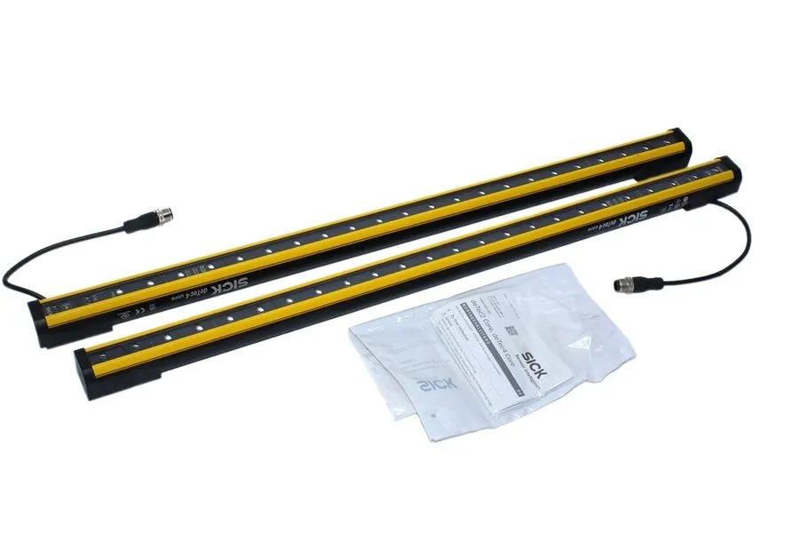 Световая завеса SICK 1211494, C4C-SA06030A10000, Safety light curtain MMJ0