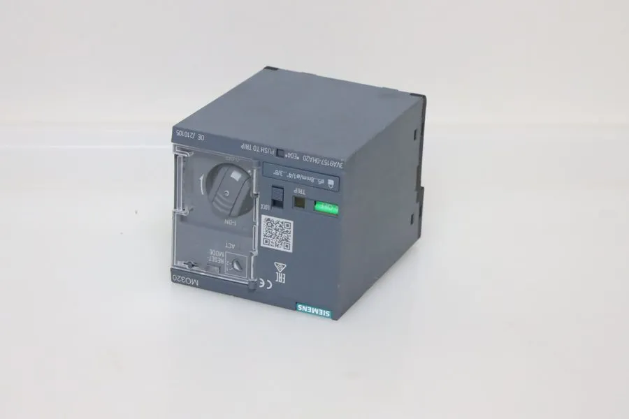 Автоматический выключатель Siemens MO320 3VA9157-0HA20 3VA11 Circuit Breaker Mot