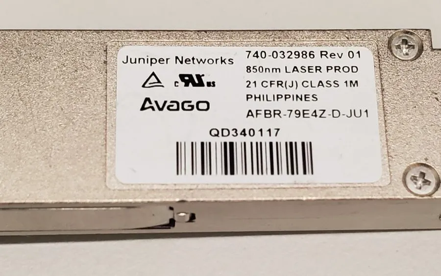 Трансивер Juniper 740-032986 QFX-QSFP-40G-SR4 850nm Transceiver