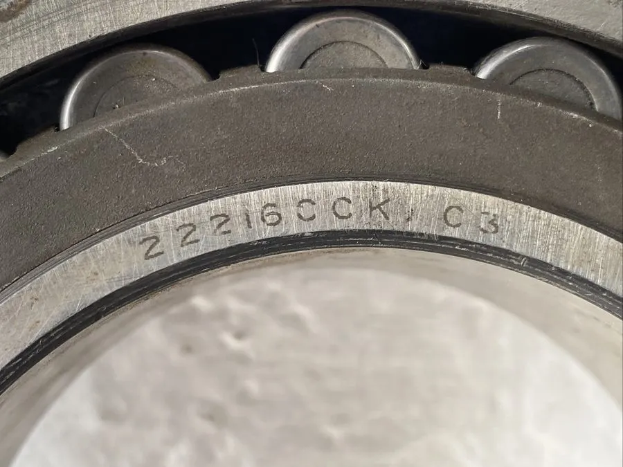Подшипник SKF 22216CCK/C3 Spherical Roller Bearing