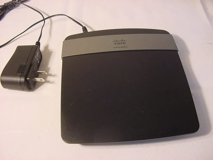 Маршрутизатор Cisco Linksys E2500 Wireless N Dual Band 4-Port Router