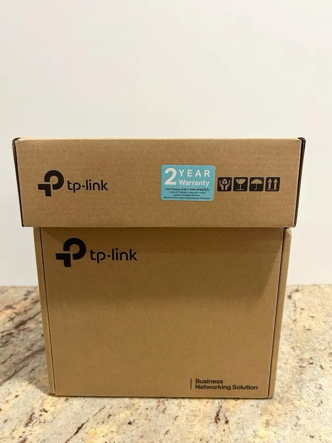 Медиаконвертер TP-Link TL-MC200 Gigabit Fiber Media Converter SFP to RJ45