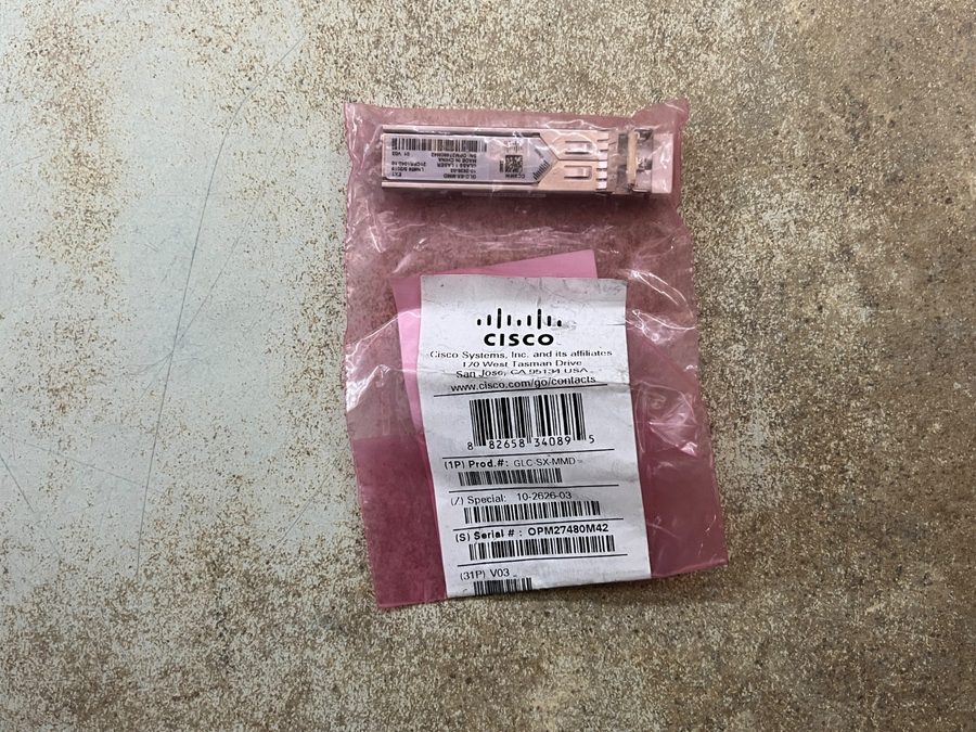 Трансивер Cisco GLC-SX-MMD 10-2626-03 SFP Transceiver Module W/ Hologram