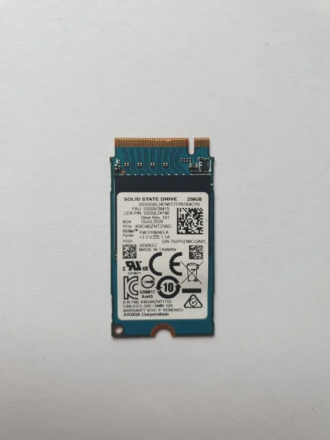 SSD-накопитель 256GB M.2 SSD 3D NAND TLC KIOXIA Corporation Model: KBG40ZNT256G