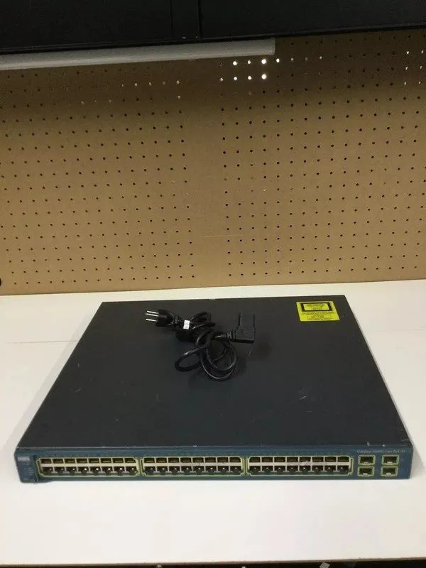 Коммутатор Cisco WS-C3560G-48PS-S 48-Port Gigabit PoE Managed Switch 4 SFP 1U Ra