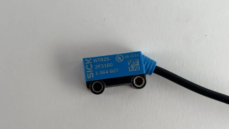Фотоэлектрический датчик SICK WTB2S-2P3160 Photoelectric Sensor 1064607