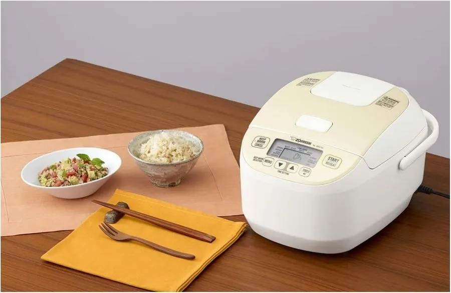 Рисоварка NL-DCC10CP Micom Rice Cooker & Warmer, 5.5 Cups, Pearl Beige — фото лота 1