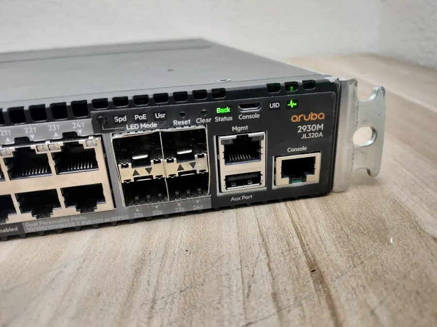 Коммутатор Aruba Hpe Jl320a 2930m 24g Poe+ 1-slot 24 Port Managed Switch Rackmou