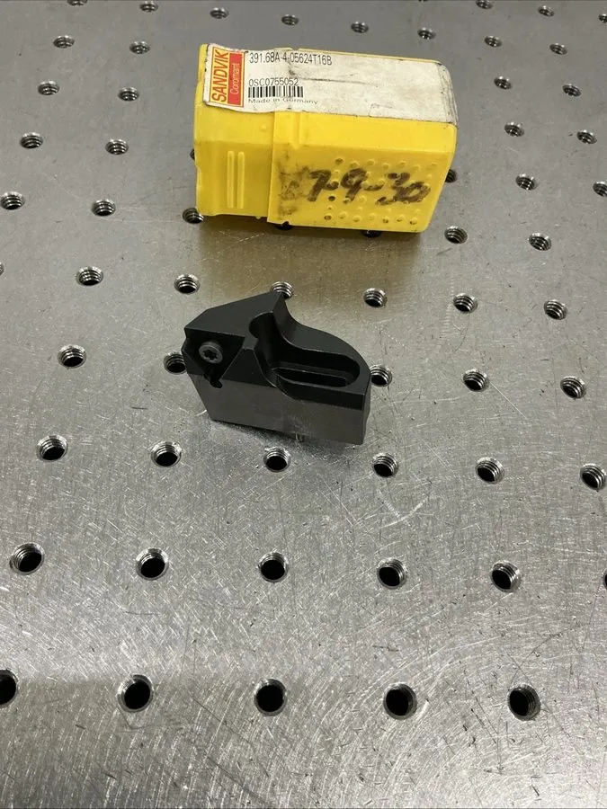 Режущий инструмент SANDVIK Duobore Boring Bar Slide Indexable Insert Holder 391. — фото лота 2