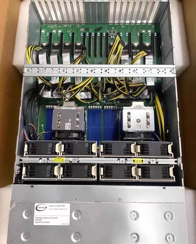 Сервер Supermicro AS-4125GS-TNRT 4U 8GPU Server 24x2.5"