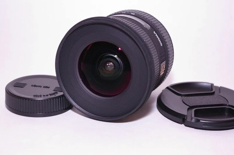 Объектив Sigma 10-20mm f/4-5.6D EX DC Lens