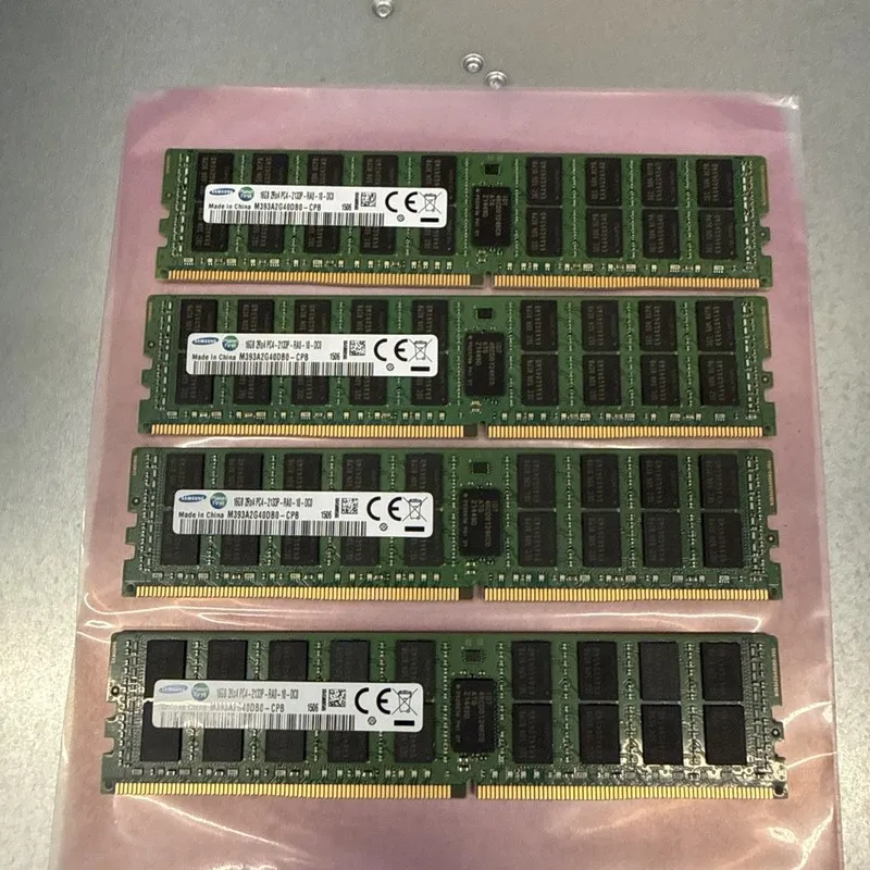 Модуль памяти Samsung 16GB M393A2G40DB0-CPB, PC4-2133P-RA0-10-DC0 DDR4, ECC Regi