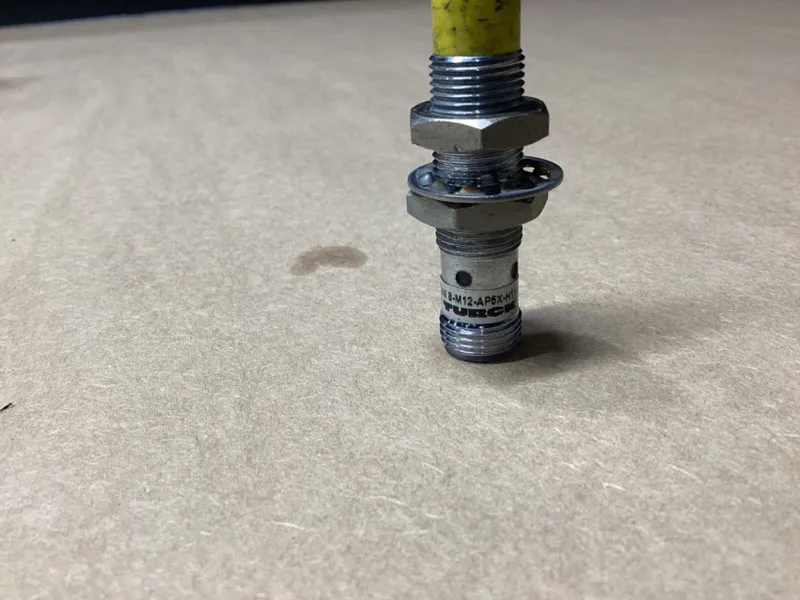 Датчик приближения Turck Ni8-M12-AP6X-H1141 Inductive Proximity Sensor, 8mm, 10-
