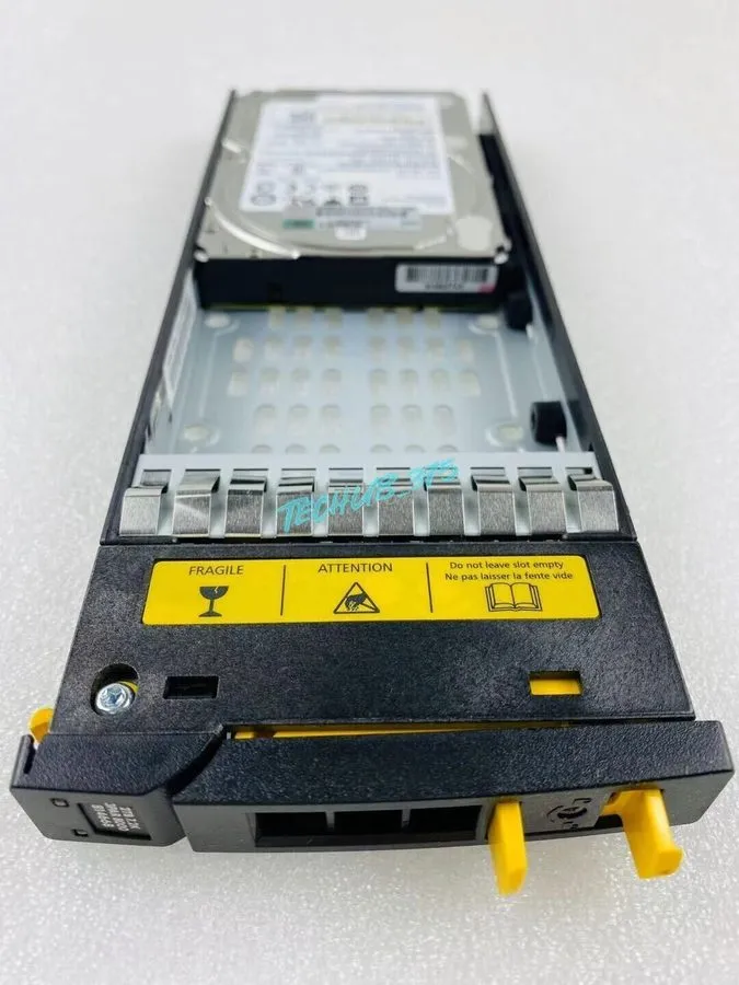 Сервер HPE 2TB 814668-001 M0S92B 3PAR 8000 7.2K RPM SAS 6Gb 3.5" SERVER HDD Hard