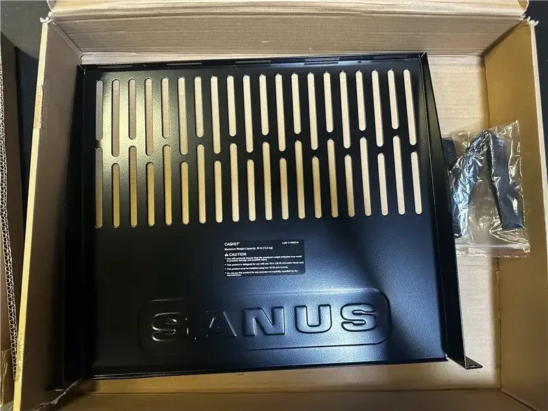Стойка/шкаф Sanus CASH21-B1 1U Vented Rack Shelf