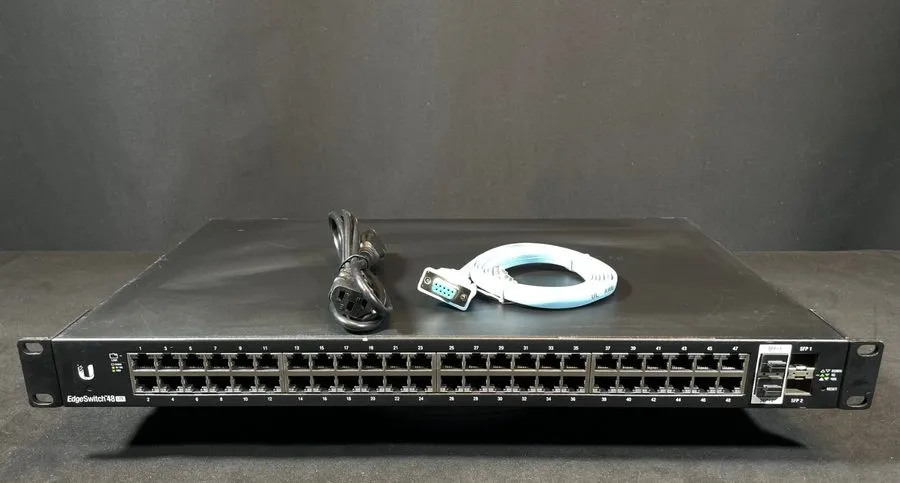 Коммутатор Ubiquiti Networks ES-48-LITE 48 Port Network Switch