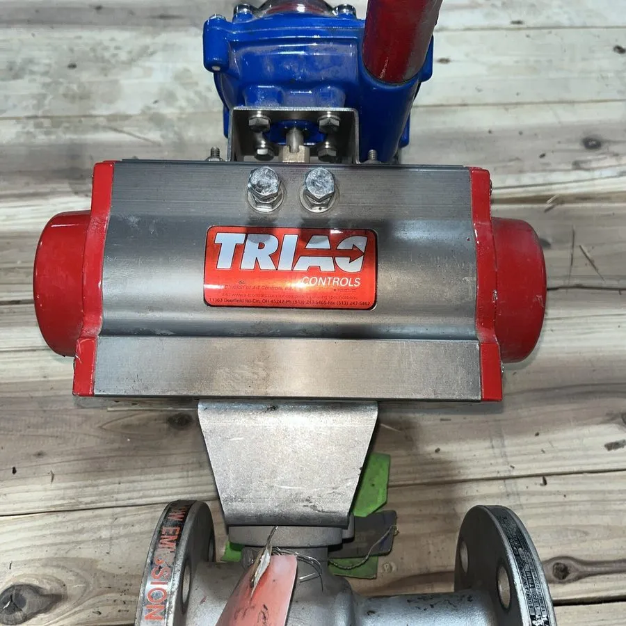 Коммутатор Triac 2R80SR Pneumatic Actuated 2 Way Stainless Ball Valve, 2” W Limi — фото лота 1