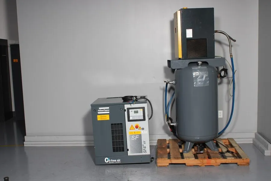 Компрессор Atlas Copco SF4+ 5HP Air Compressor With TBH 9 Air Dryer and A10046 8 — фото лота 1