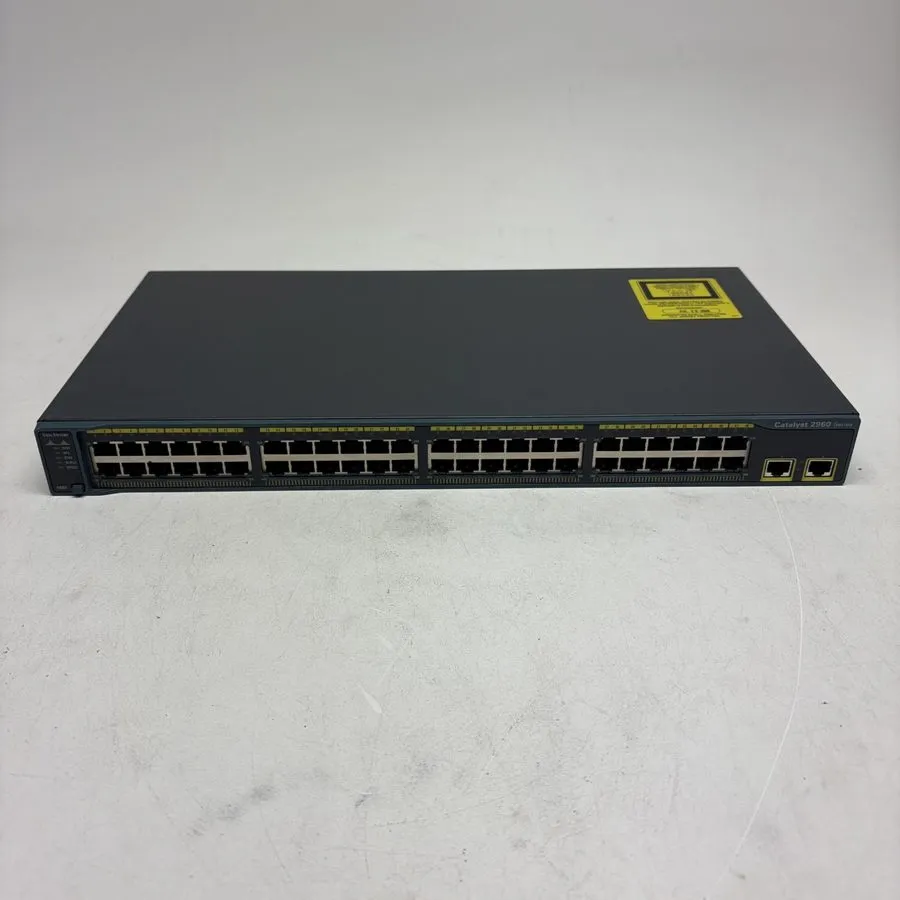 Коммутатор Cisco Catalyst 2960 Series WS-C2960-48TT-L V04 48-Port Ethernet Switc